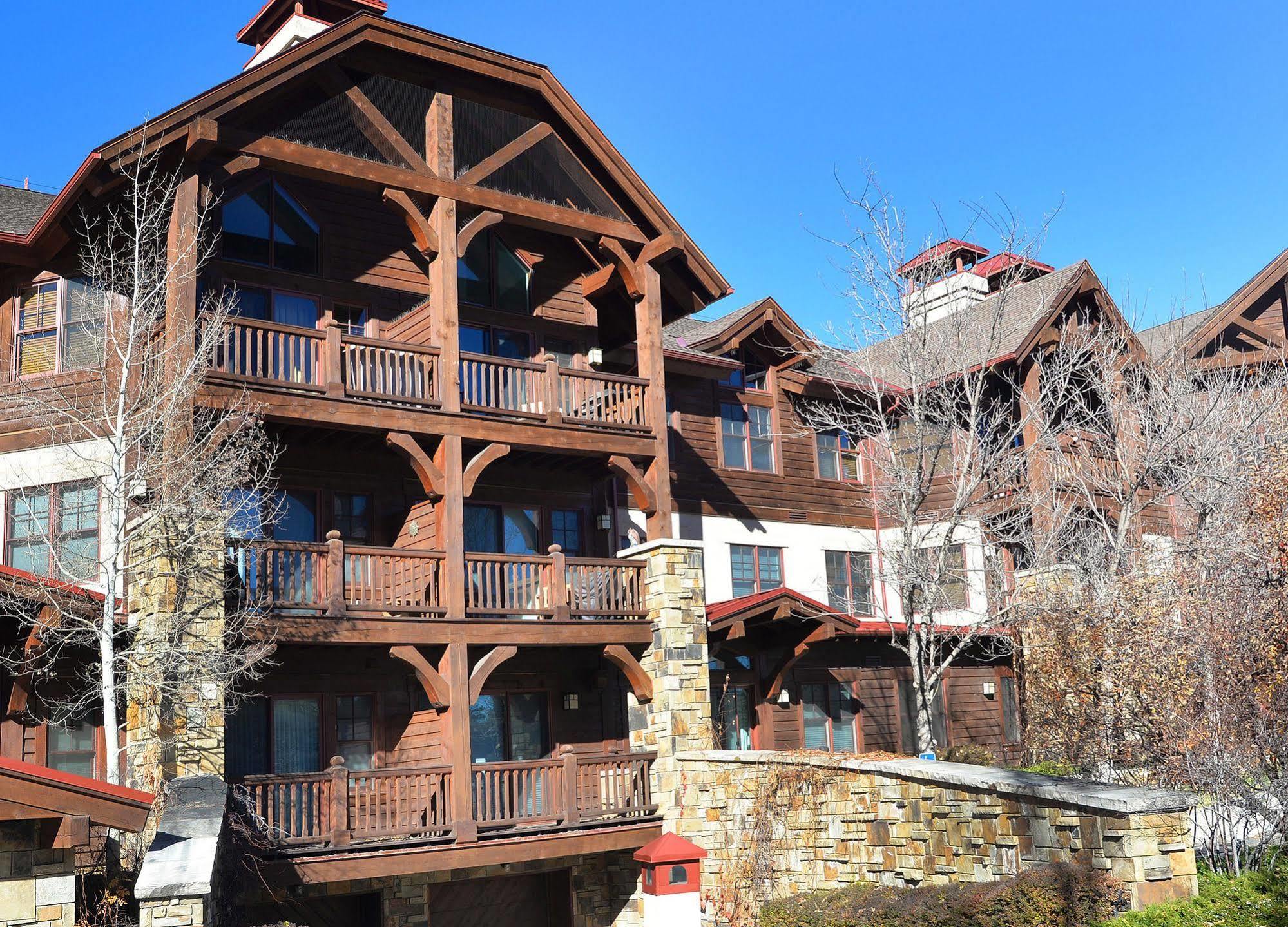Lodge At Brookside Avon Village מראה חיצוני תמונה