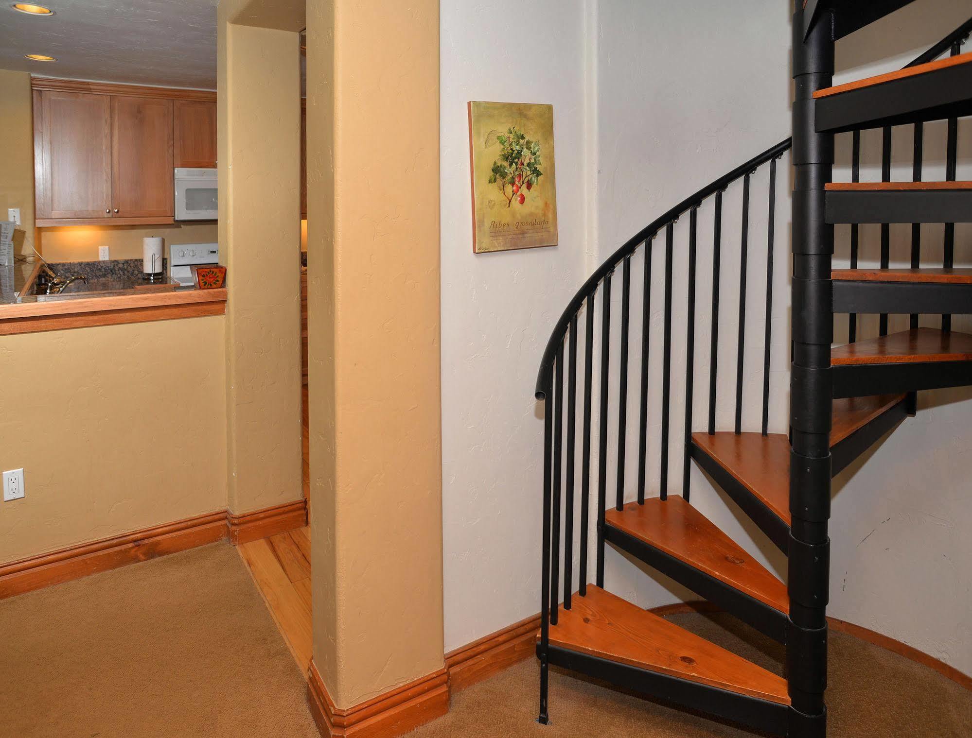 Lodge At Brookside Avon Village מראה חיצוני תמונה