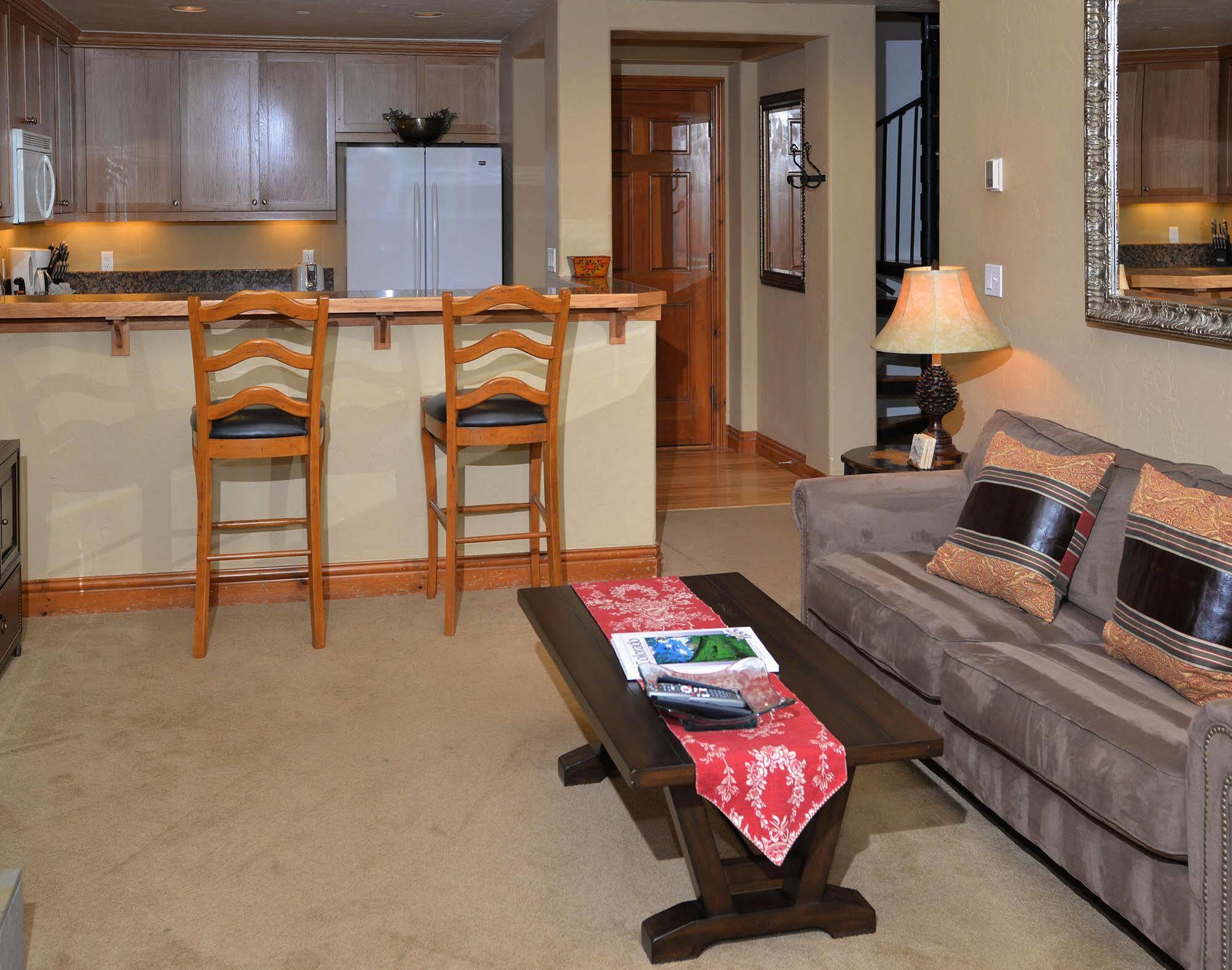 Lodge At Brookside Avon Village מראה חיצוני תמונה