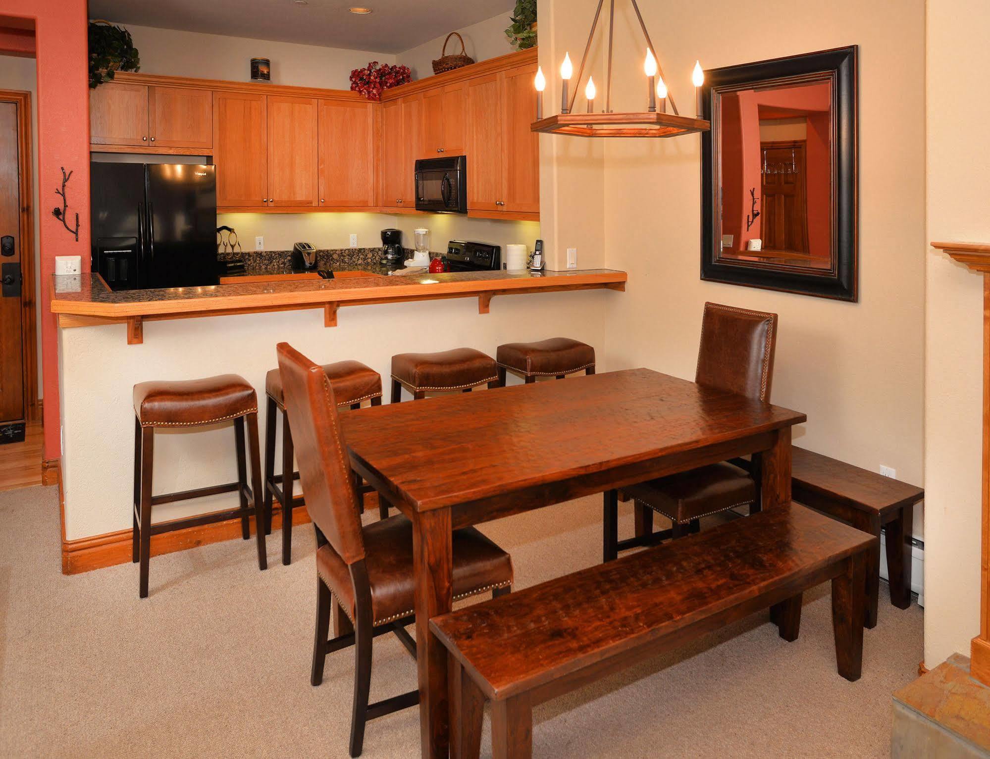 Lodge At Brookside Avon Village מראה חיצוני תמונה