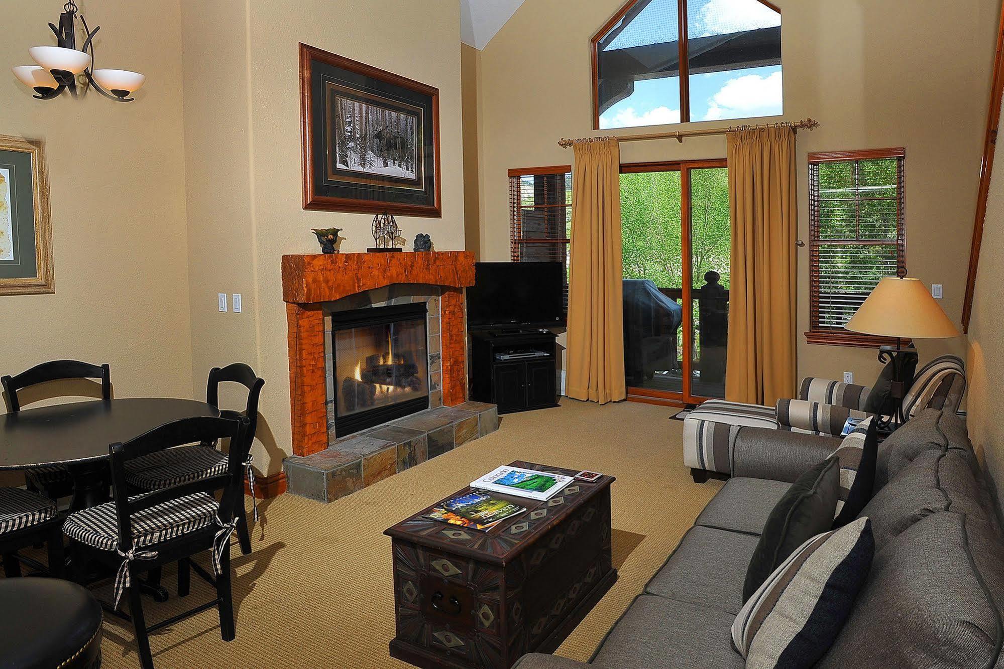 Lodge At Brookside Avon Village מראה חיצוני תמונה