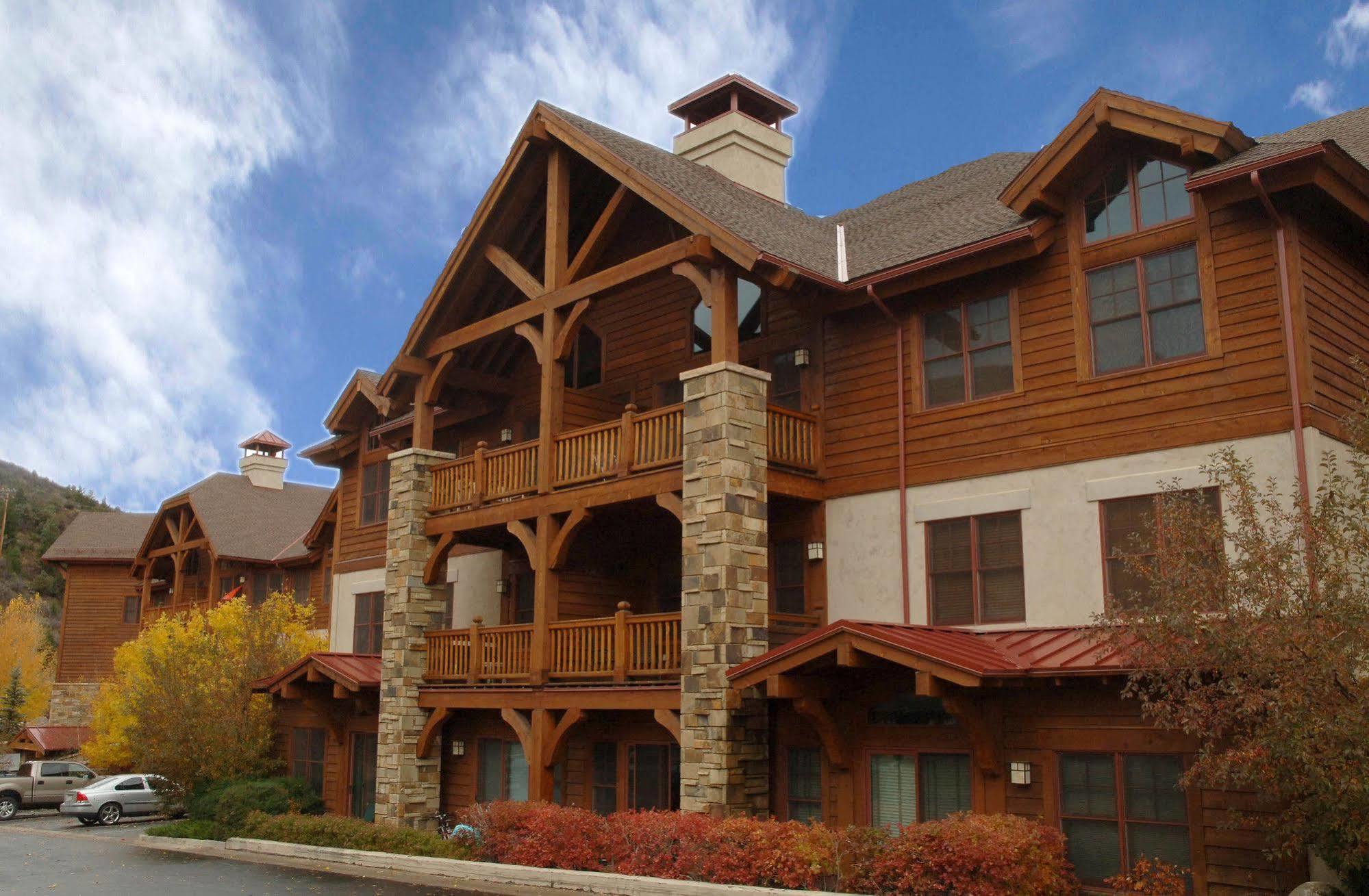 Lodge At Brookside Avon Village מראה חיצוני תמונה